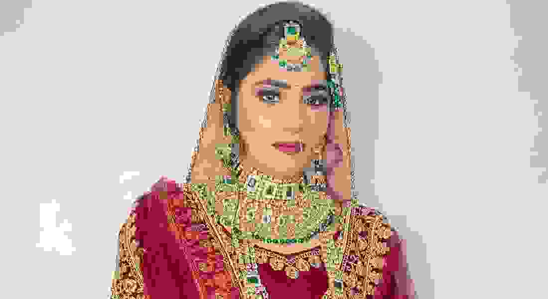 makeup artists in punjabi bagh