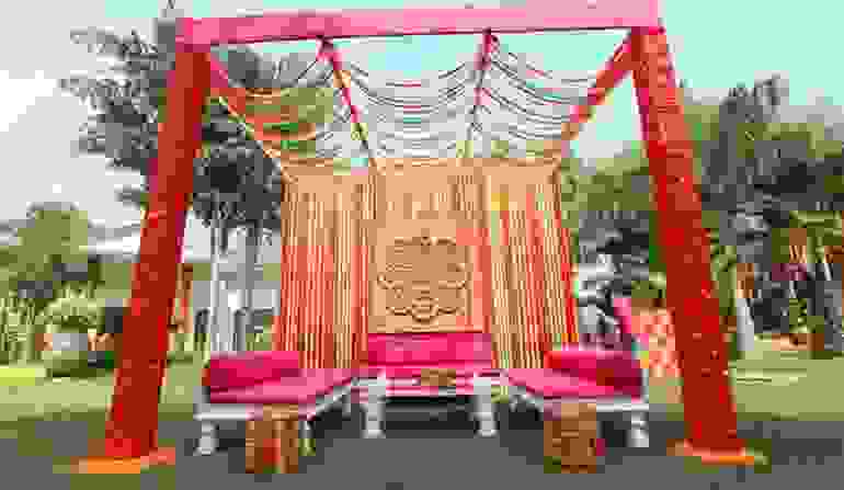 wedding decorators in daryaganj