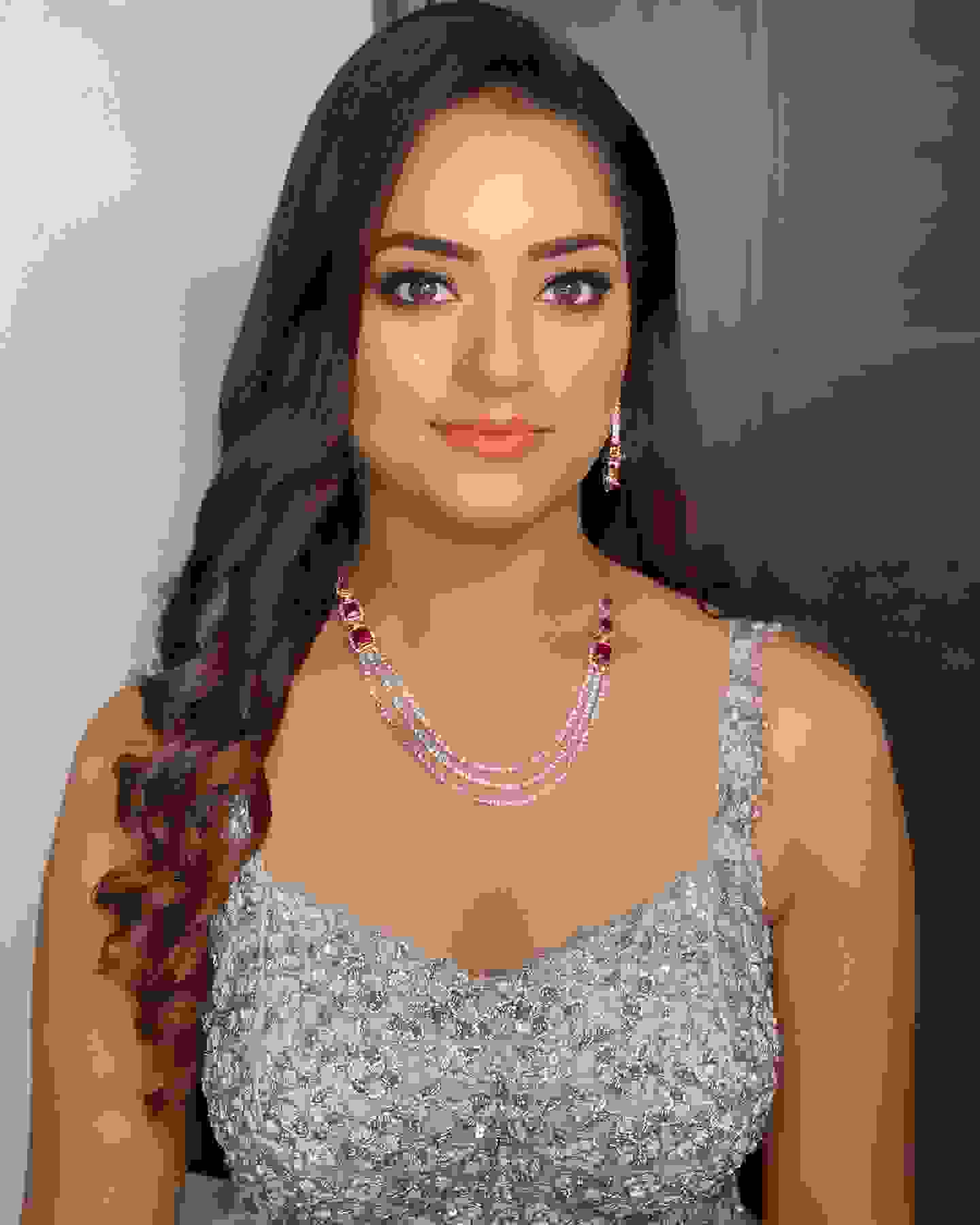 makeup artists in model town