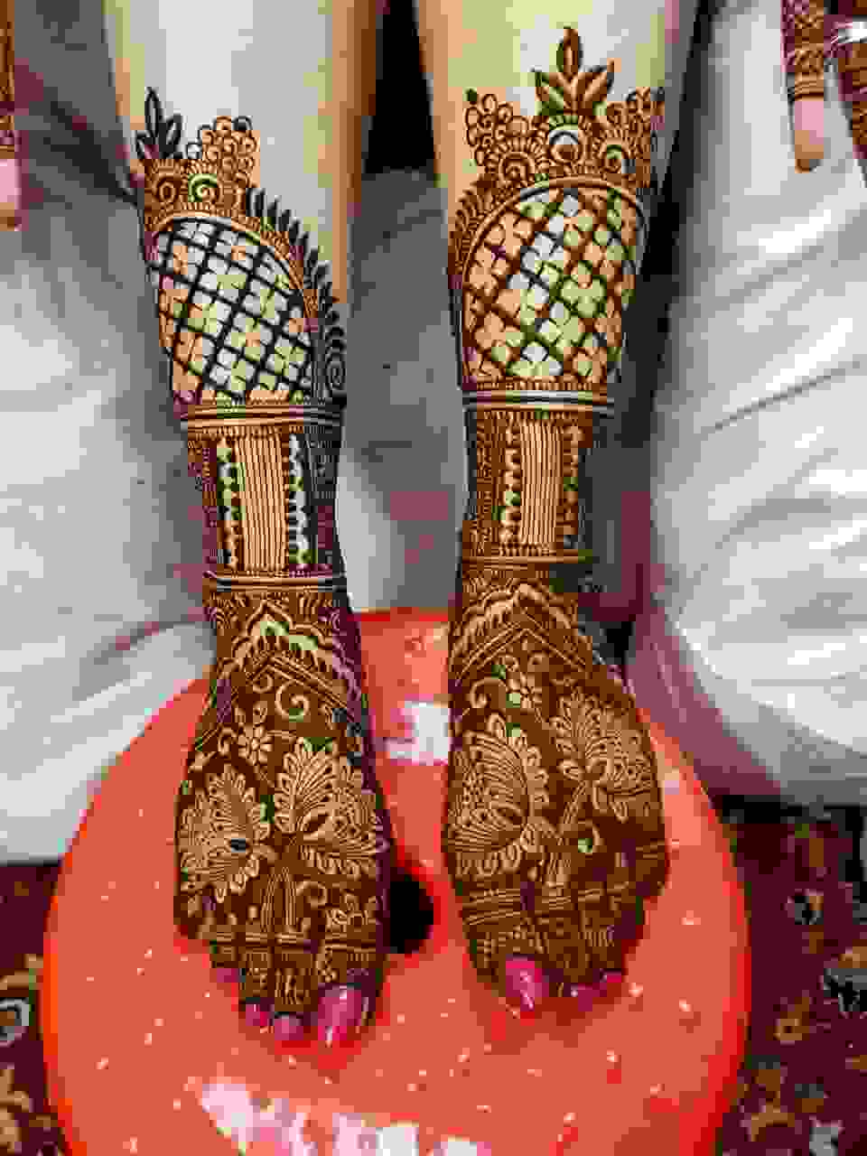 best mehendi artists in daryaganj