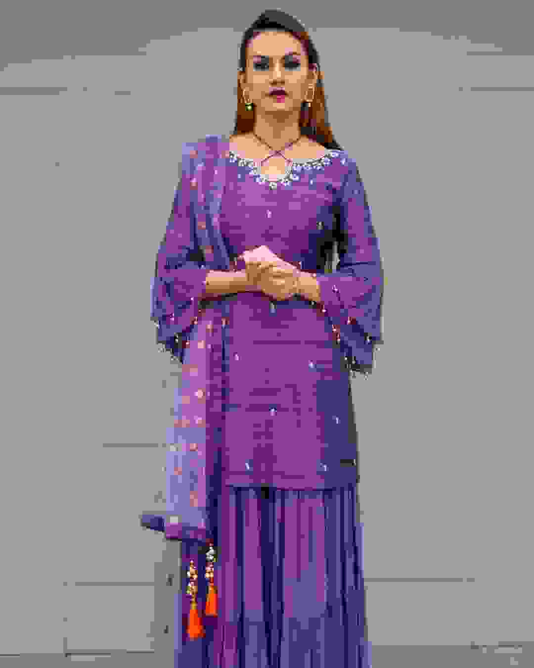 bridal outfits in vikaspuri