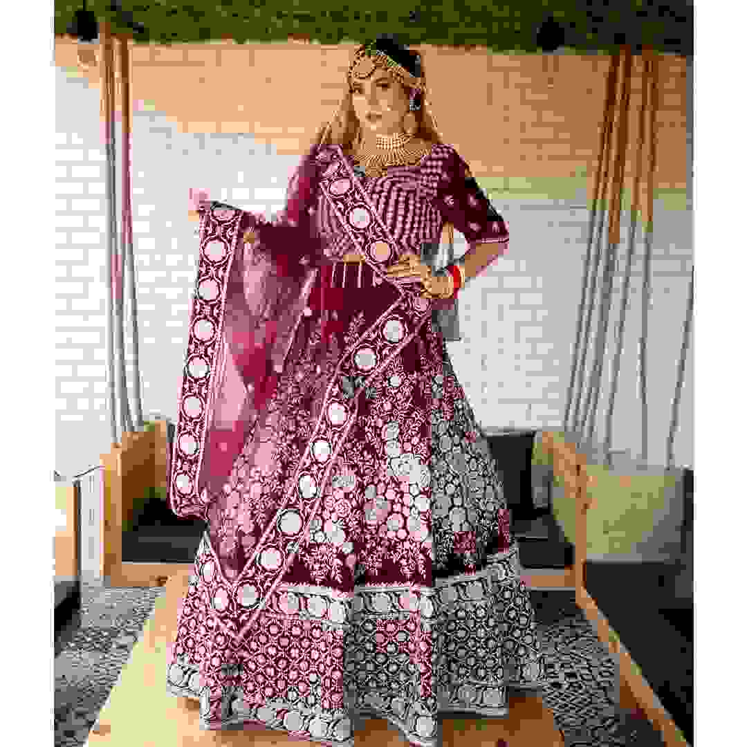 bridal outfits in vikaspuri