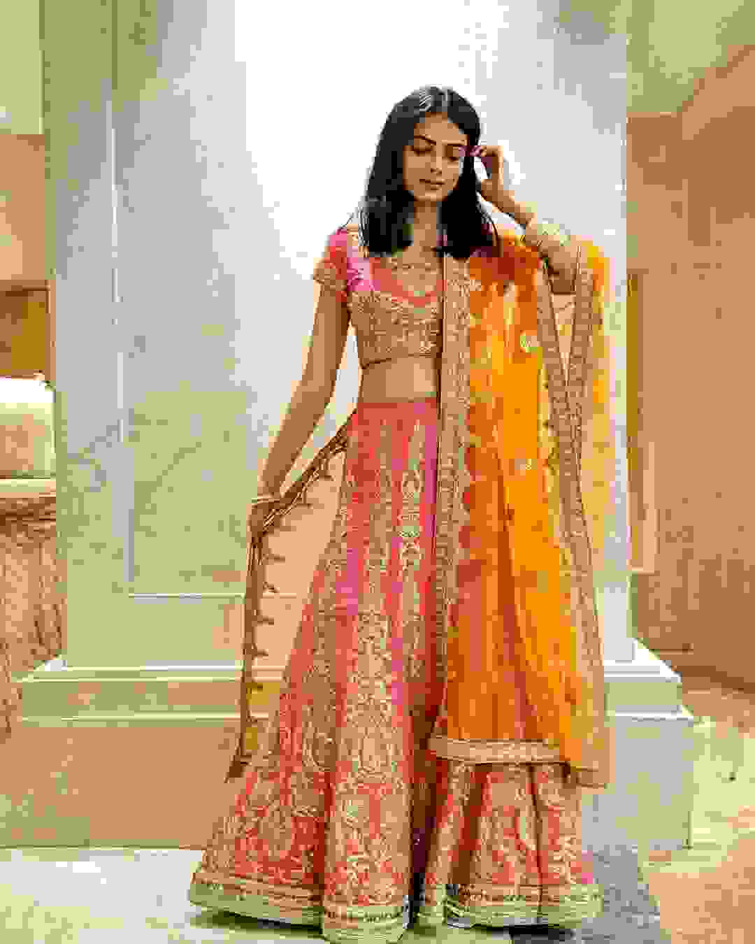 bridal outfits in vikaspuri