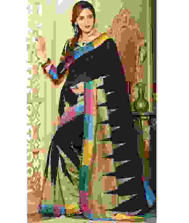 bridal outfits in dwarka