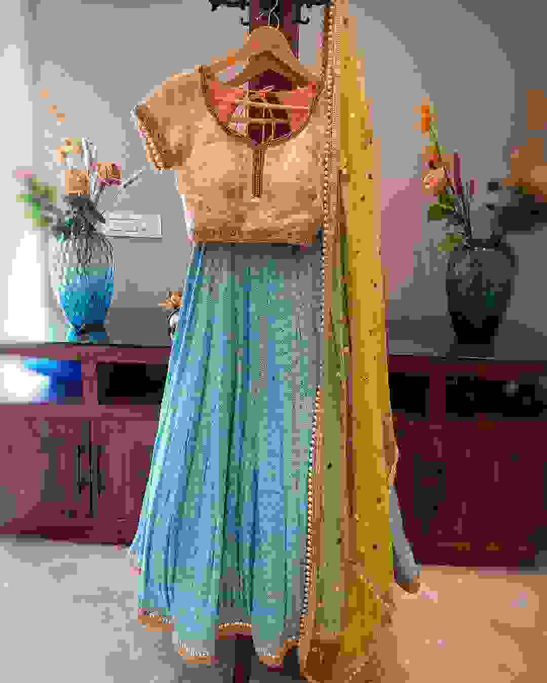 bridal outfits in punjabi bagh