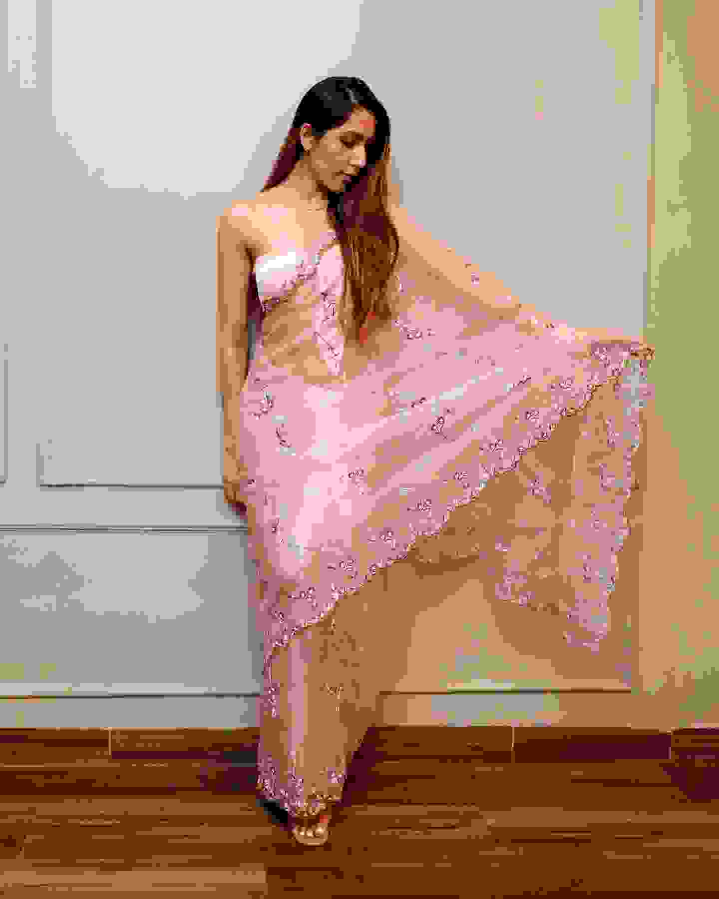 bridal outfits in punjabi bagh