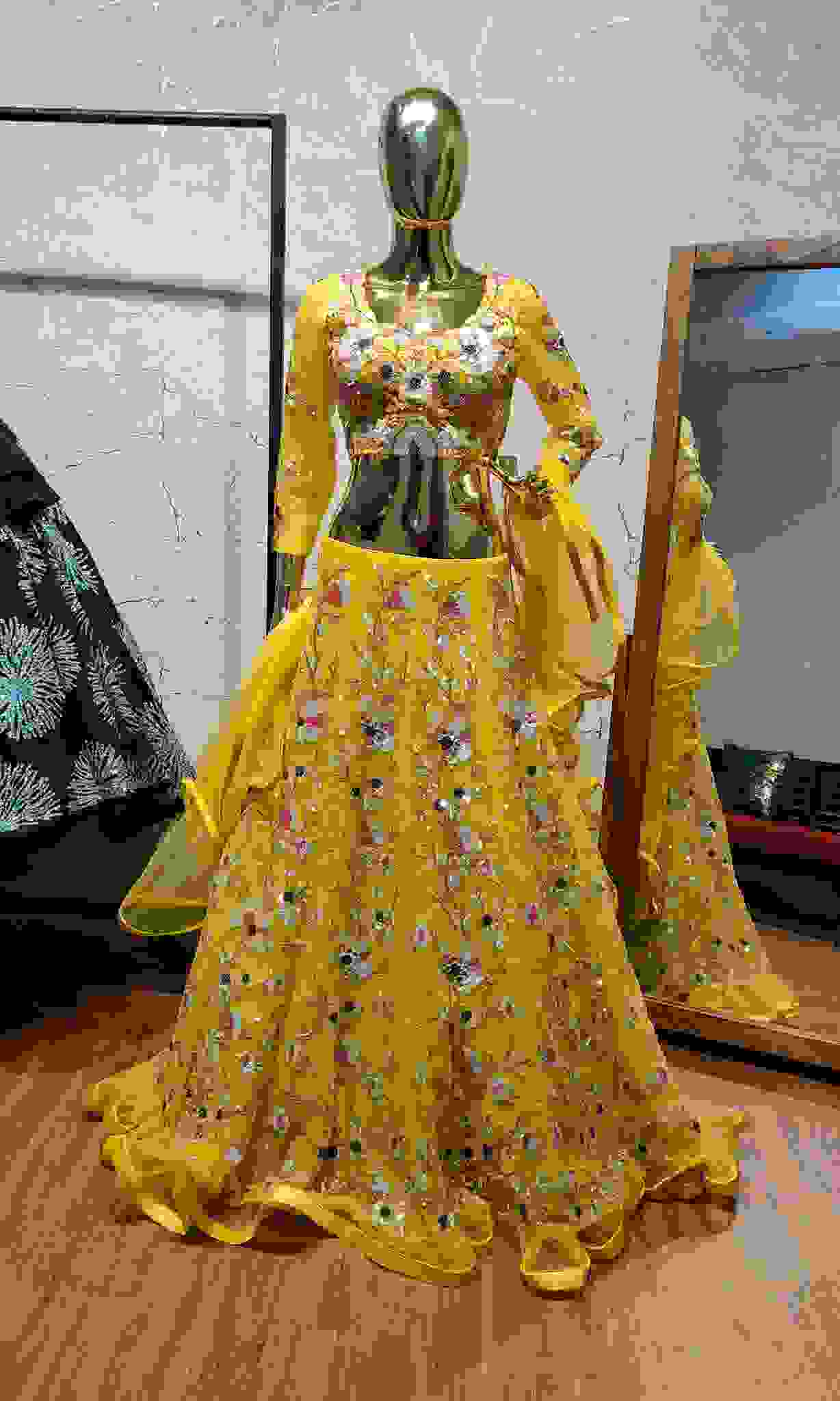 bridal outfits in rajouri garden