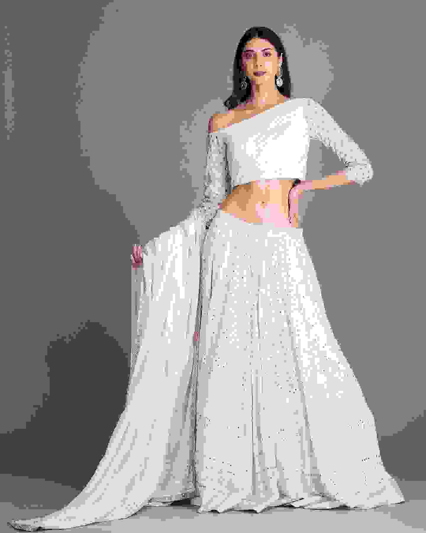 bridal outfits in dwarka