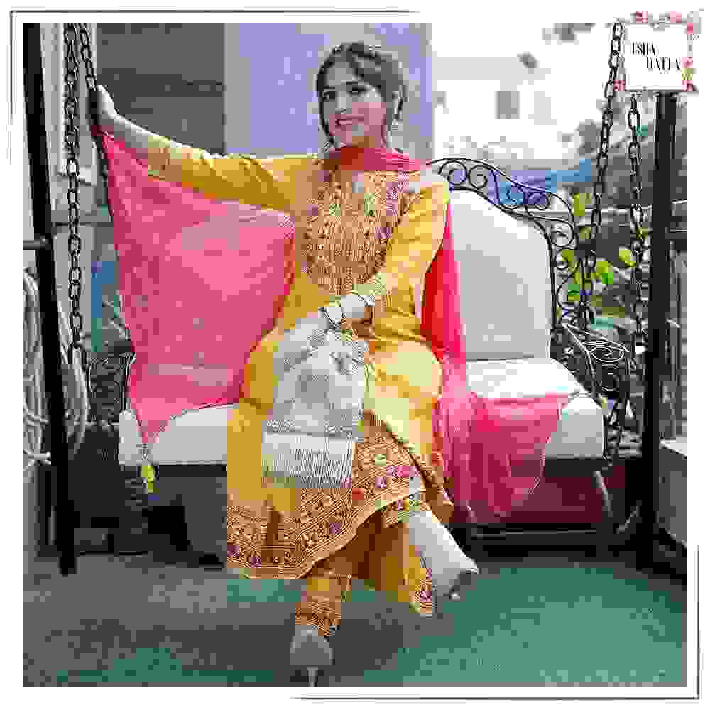 bridal outfits in pitampura