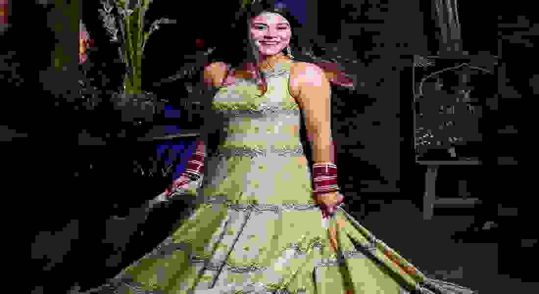 bridal outfits in pitampura