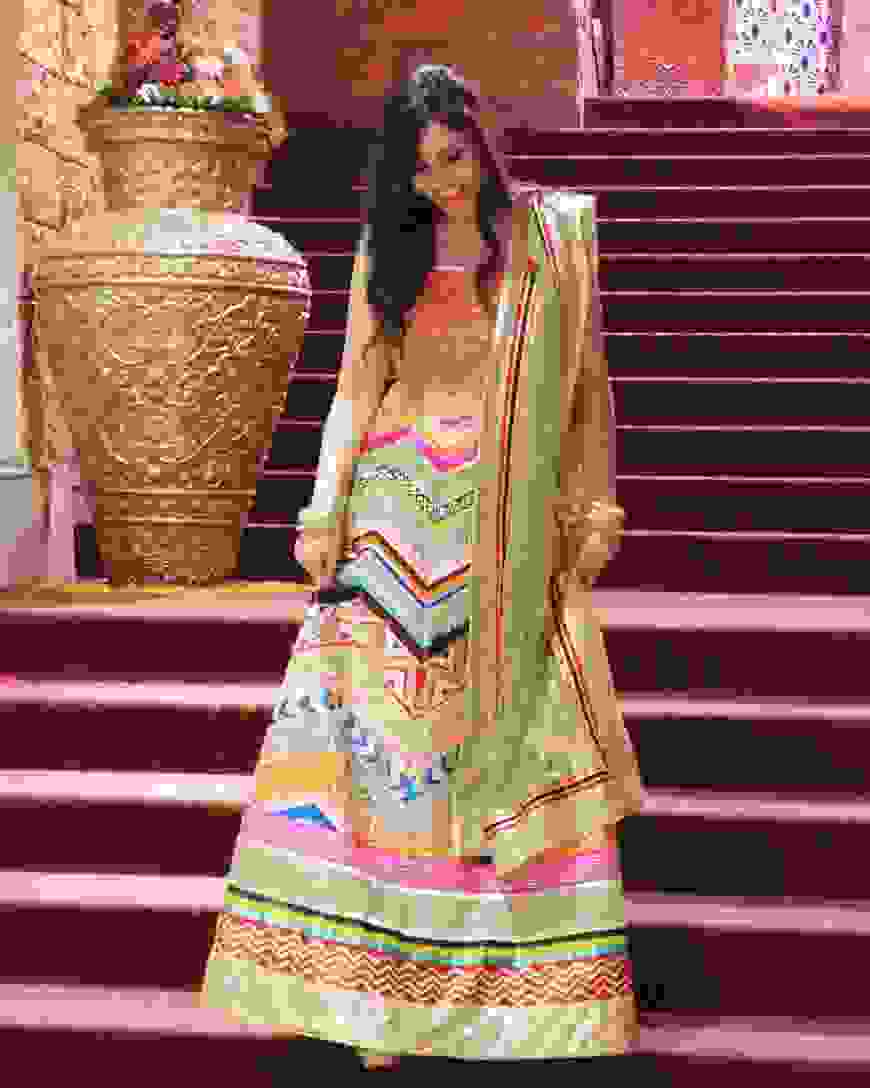 bridal outfits in south delhi