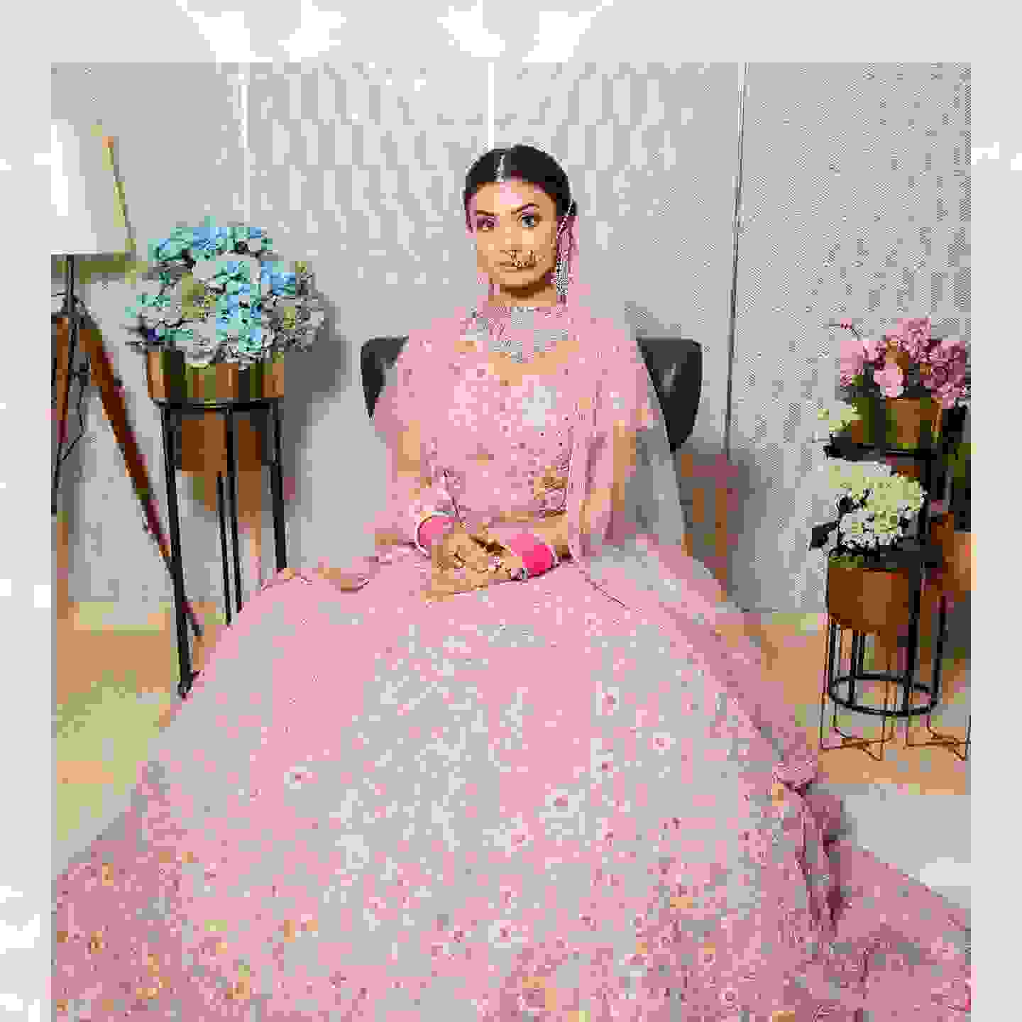 bridal outfits in daryaganj