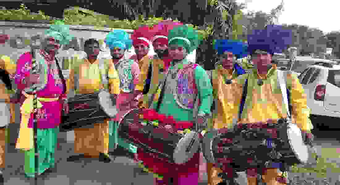 wedding band in hauz khas