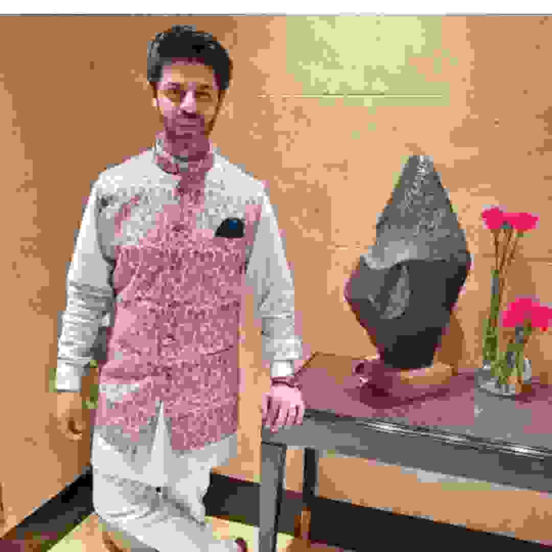 groom outfits in punjabi bagh