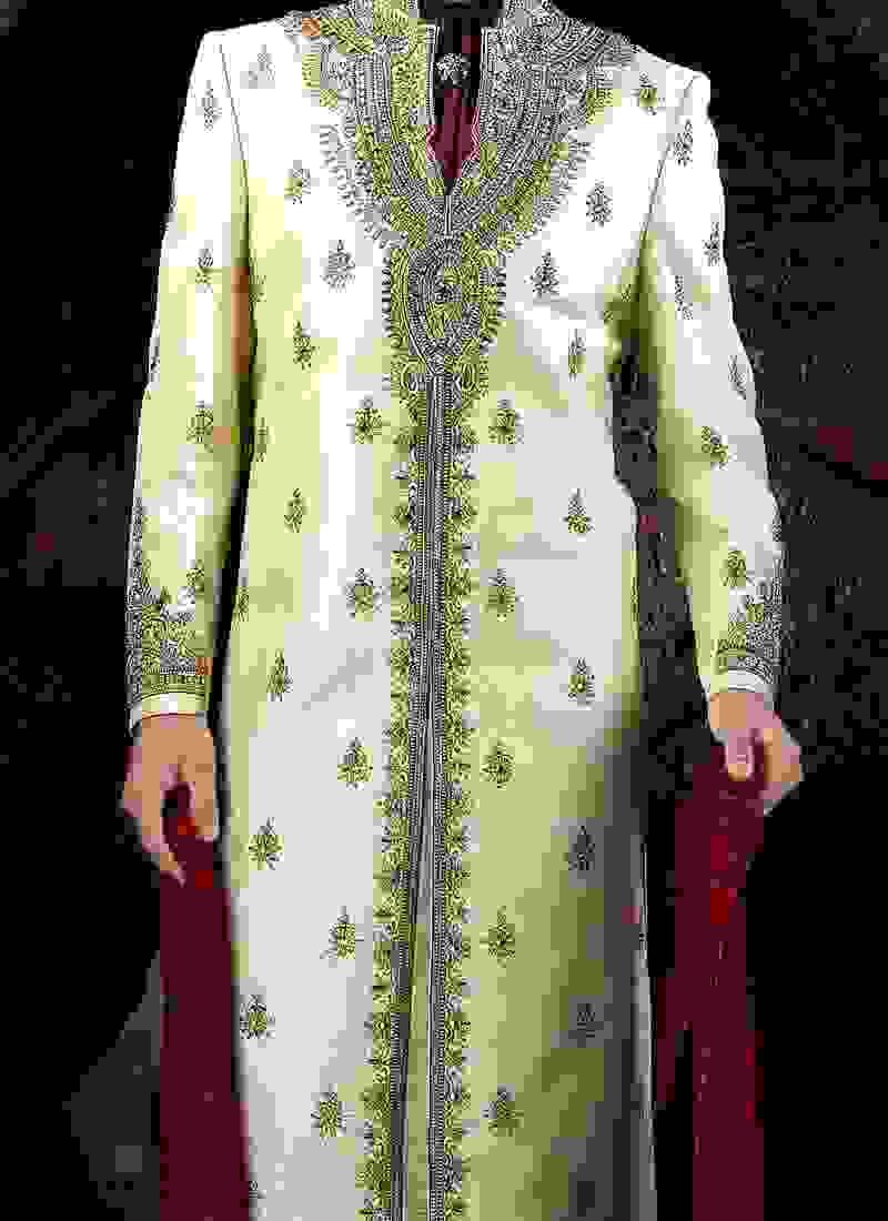 groom outfits in vikaspuri