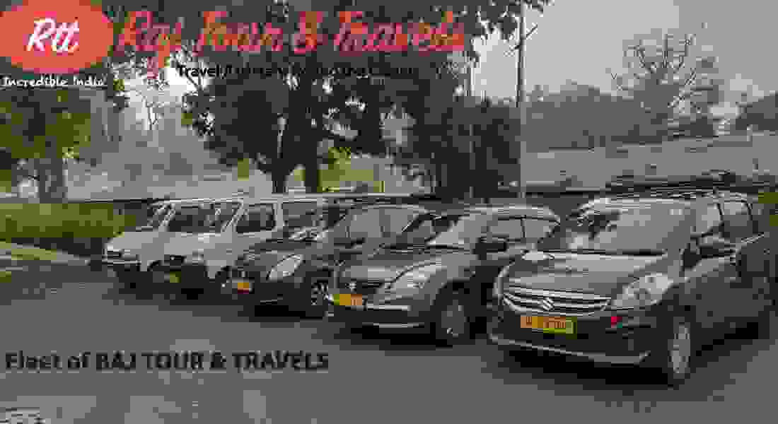 wedding transportation vintage cars in daryaganj