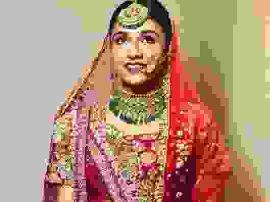 makeup artists in east delhi