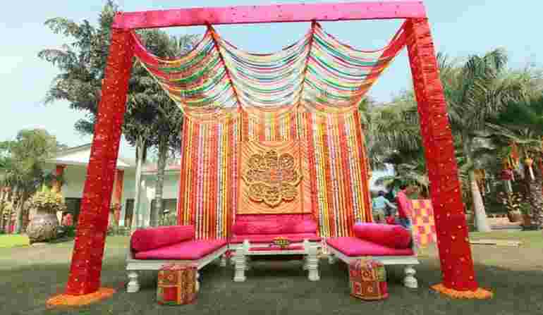 wedding decorators in daryaganj