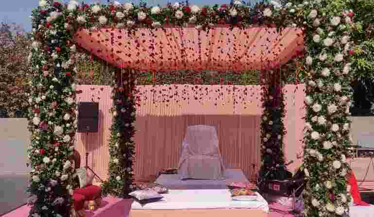 wedding decorators in punjabi bagh