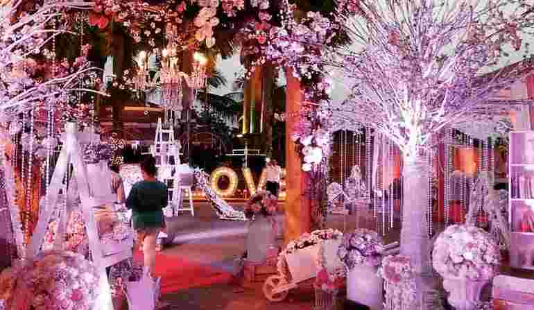 wedding decorators in daryaganj