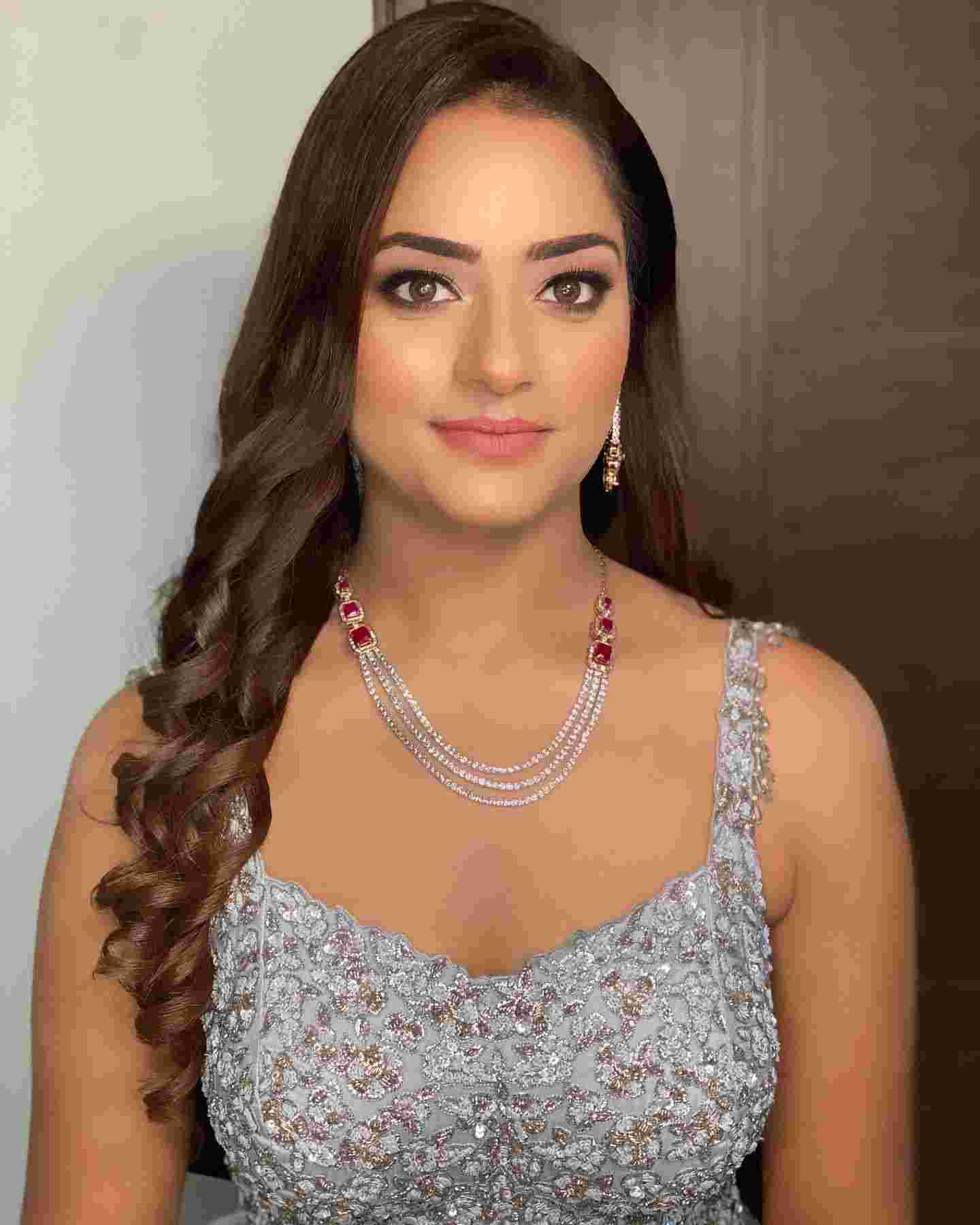 makeup artists in model town