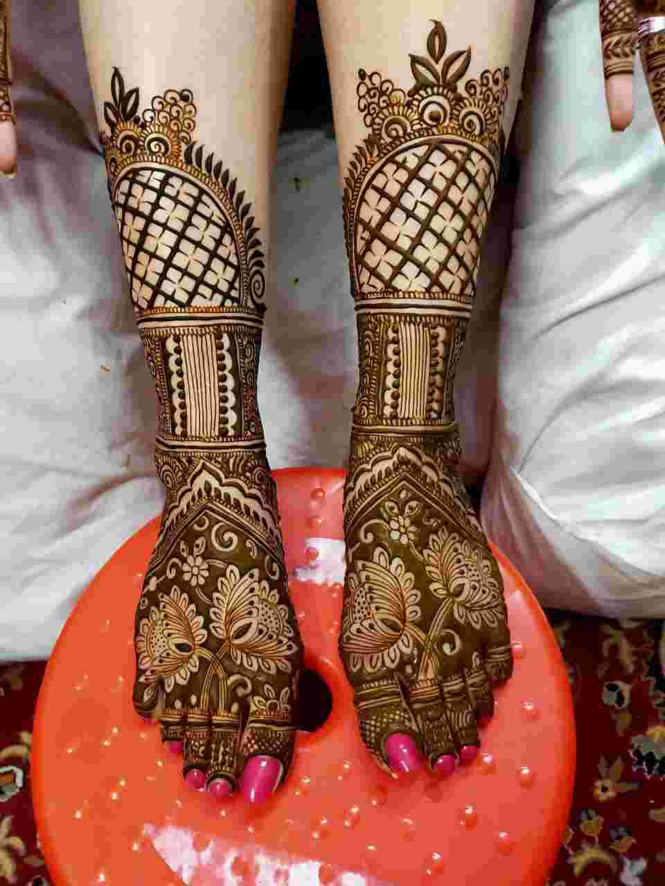 best mehendi artists in daryaganj