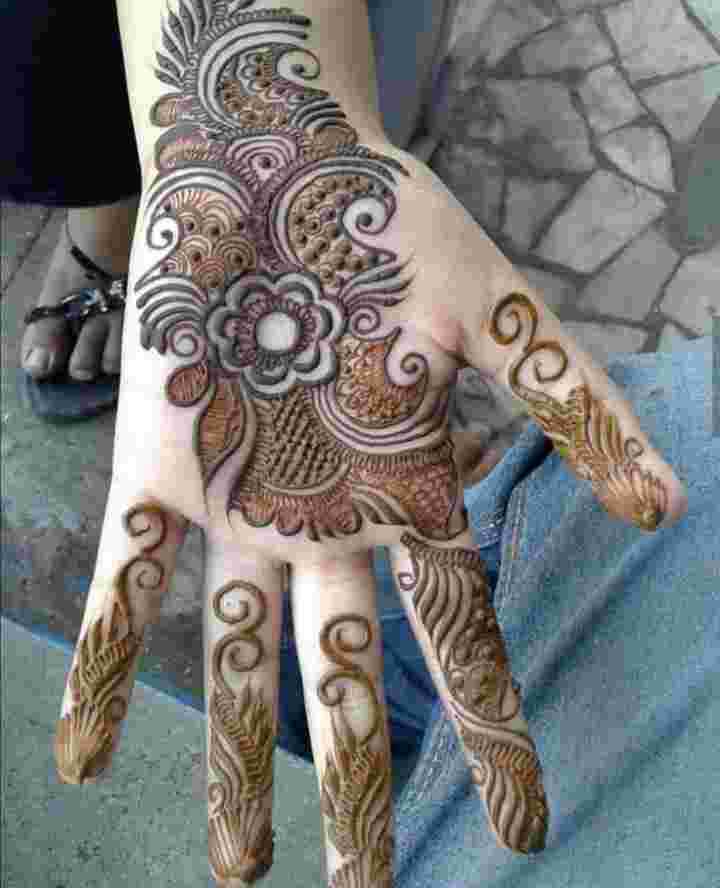 best mehendi artists in mayur vihar