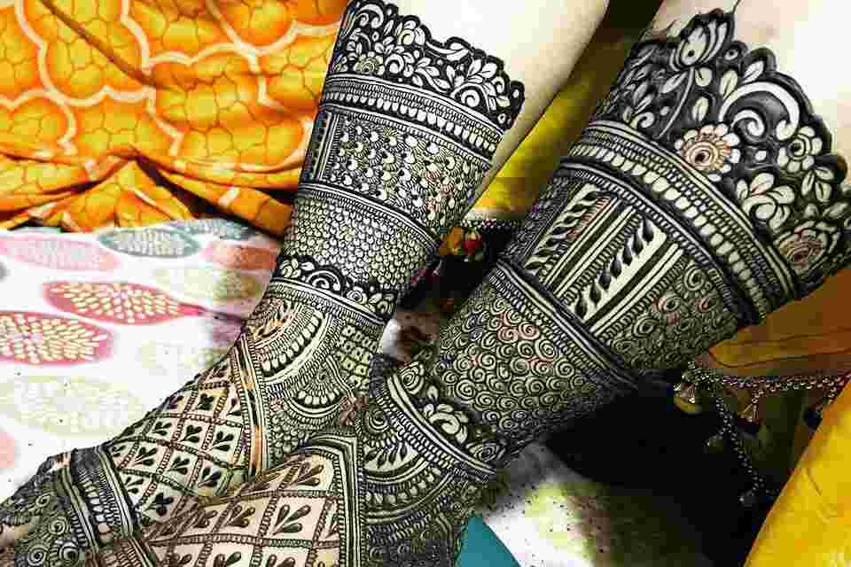 best mehendi artists in daryaganj