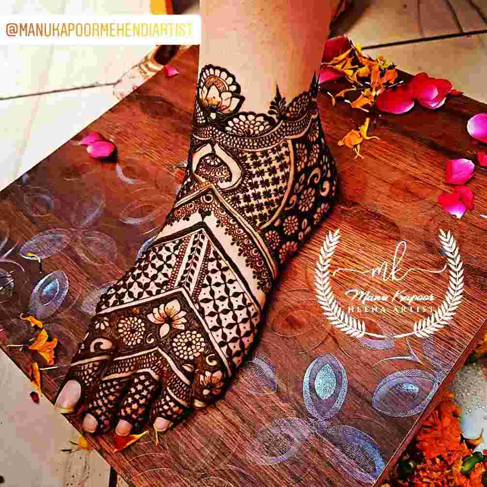 best mehendi artists in mayur vihar