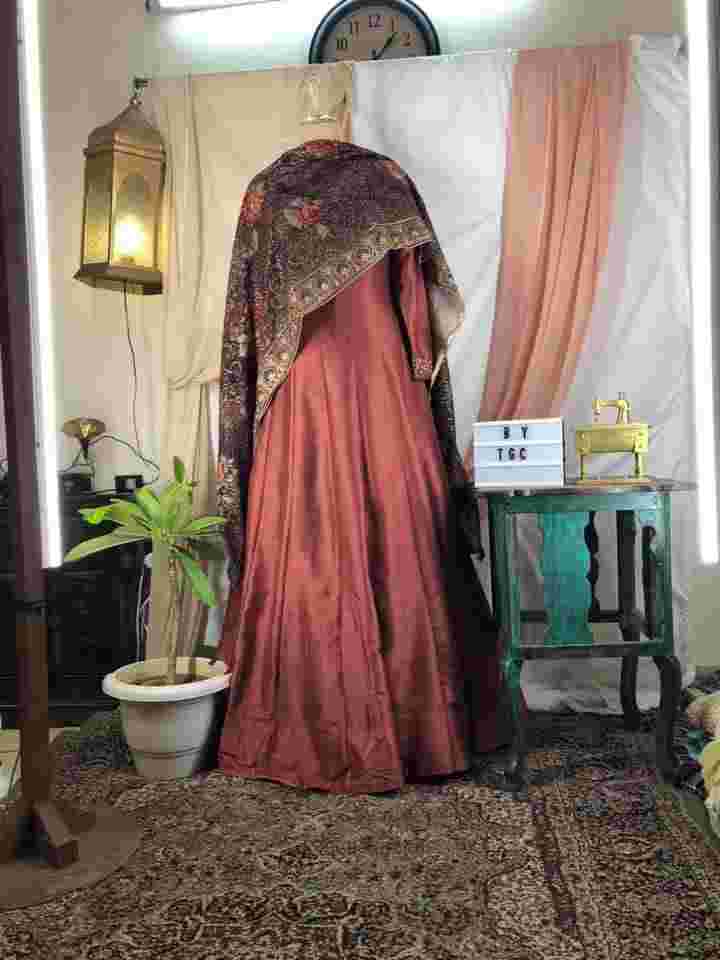 bridal outfits in vikaspuri
