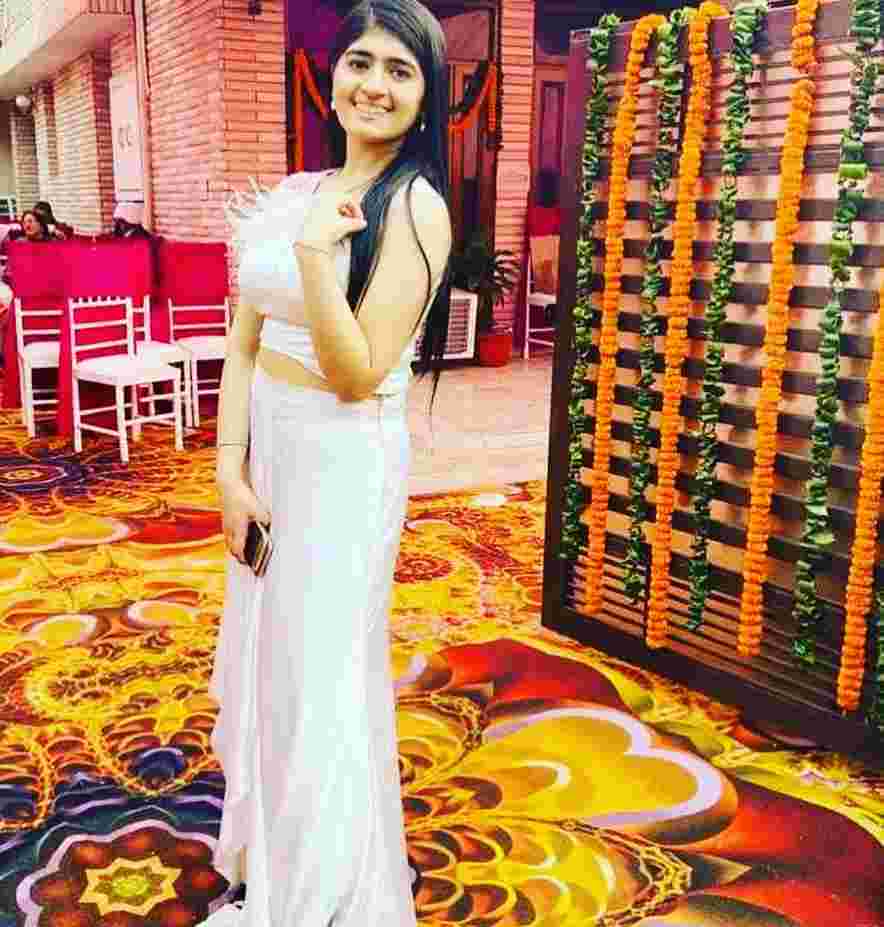 bridal outfits in rajouri garden