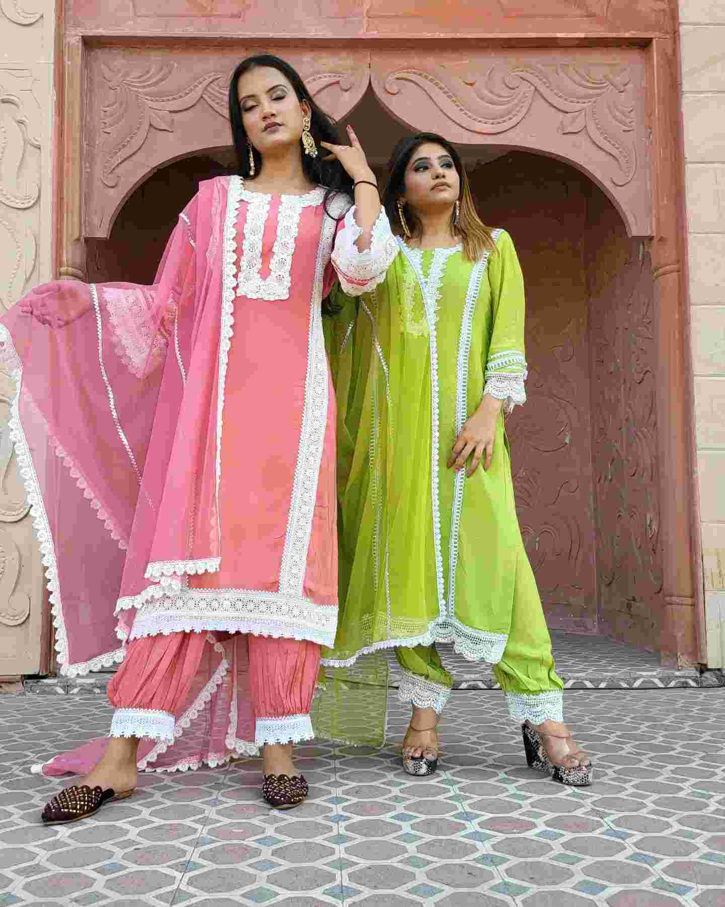 bridal outfits in vikaspuri