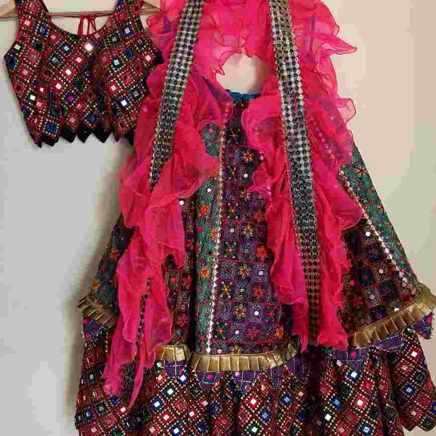 bridal outfits in dwarka