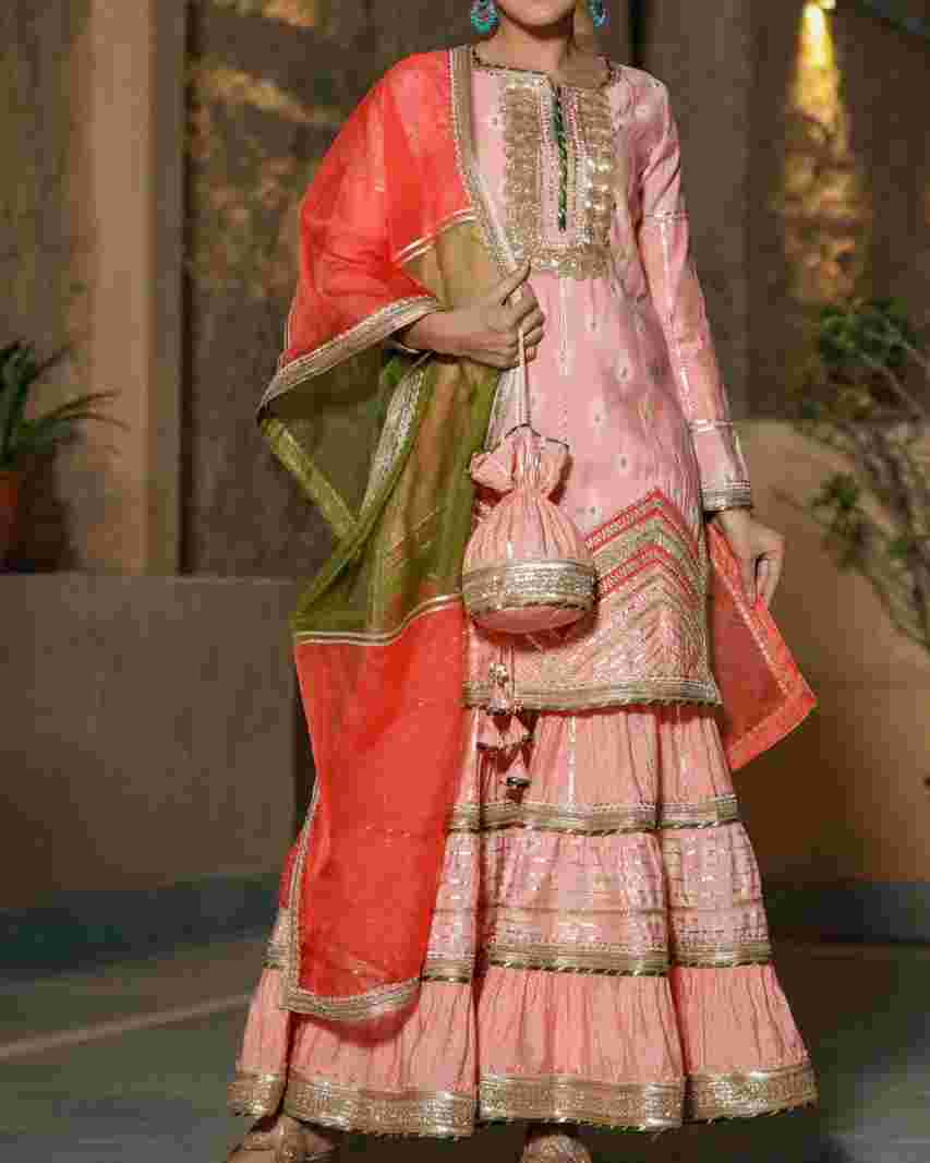 bridal outfits in dwarka