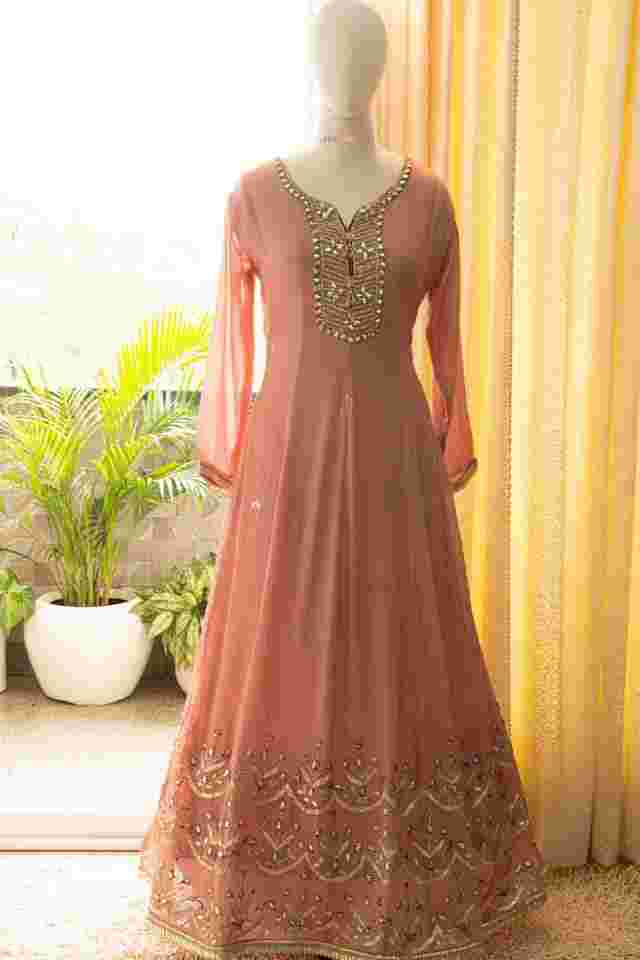 bridal outfits in punjabi bagh