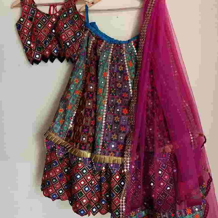 bridal outfits in dwarka
