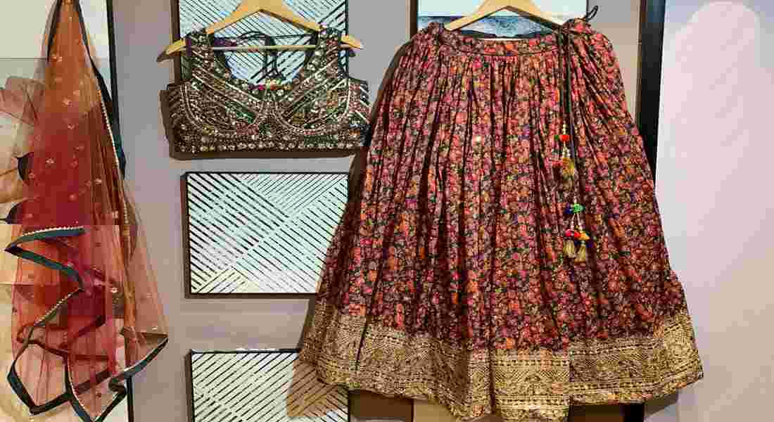 bridal outfits in dwarka