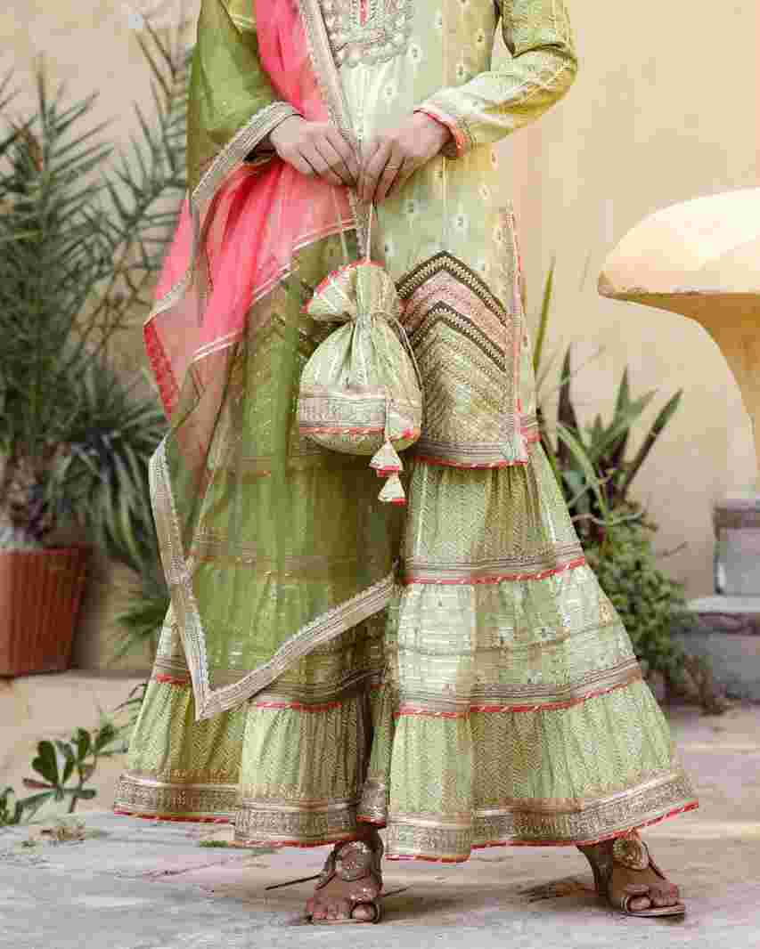 bridal outfits in dwarka