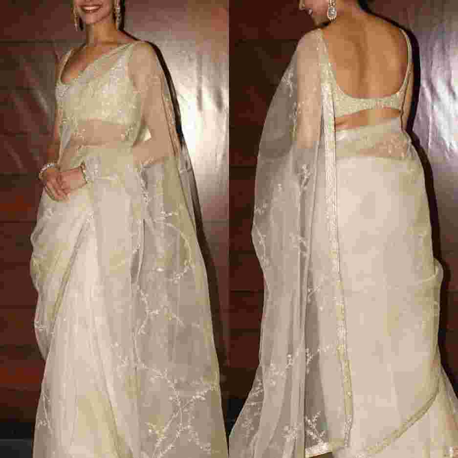 bridal outfits in dwarka