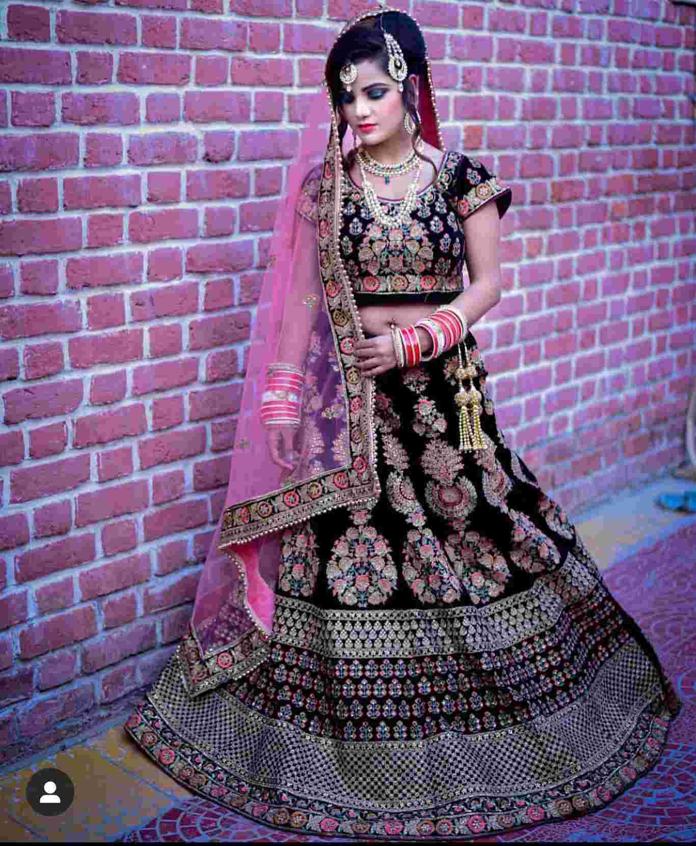 bridal outfits in rohini