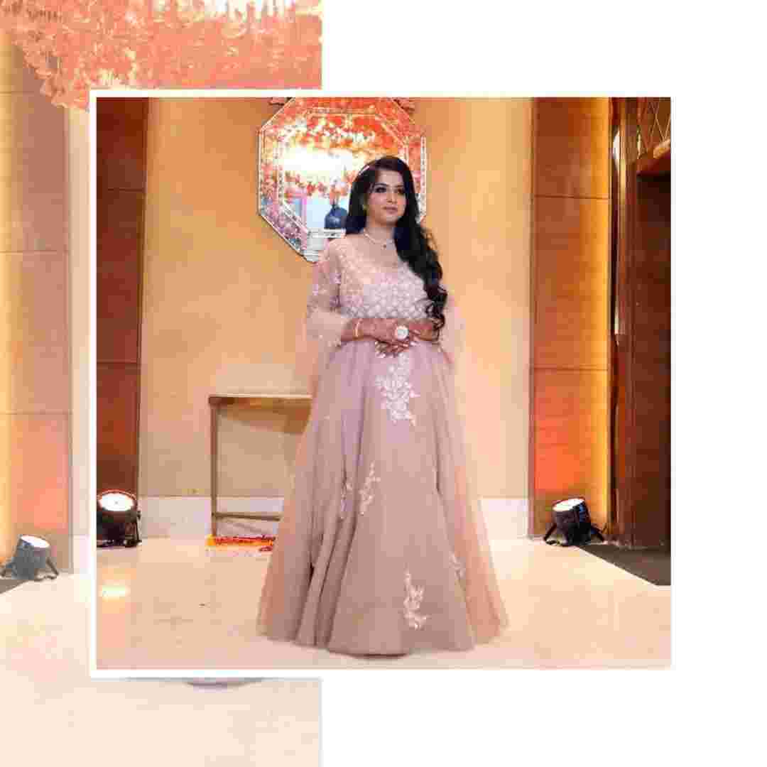 bridal outfits in dwarka