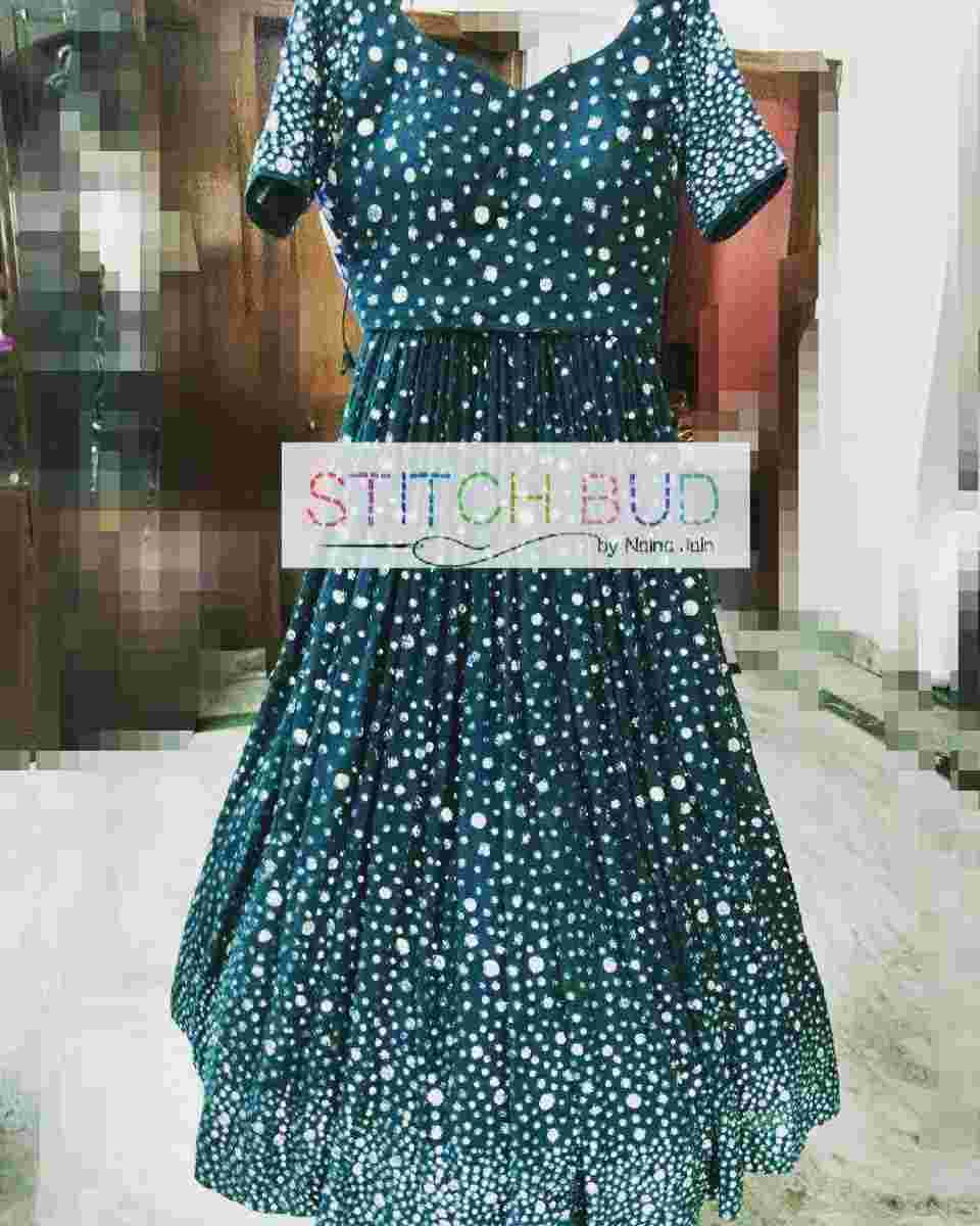 bridal outfits in mayur vihar