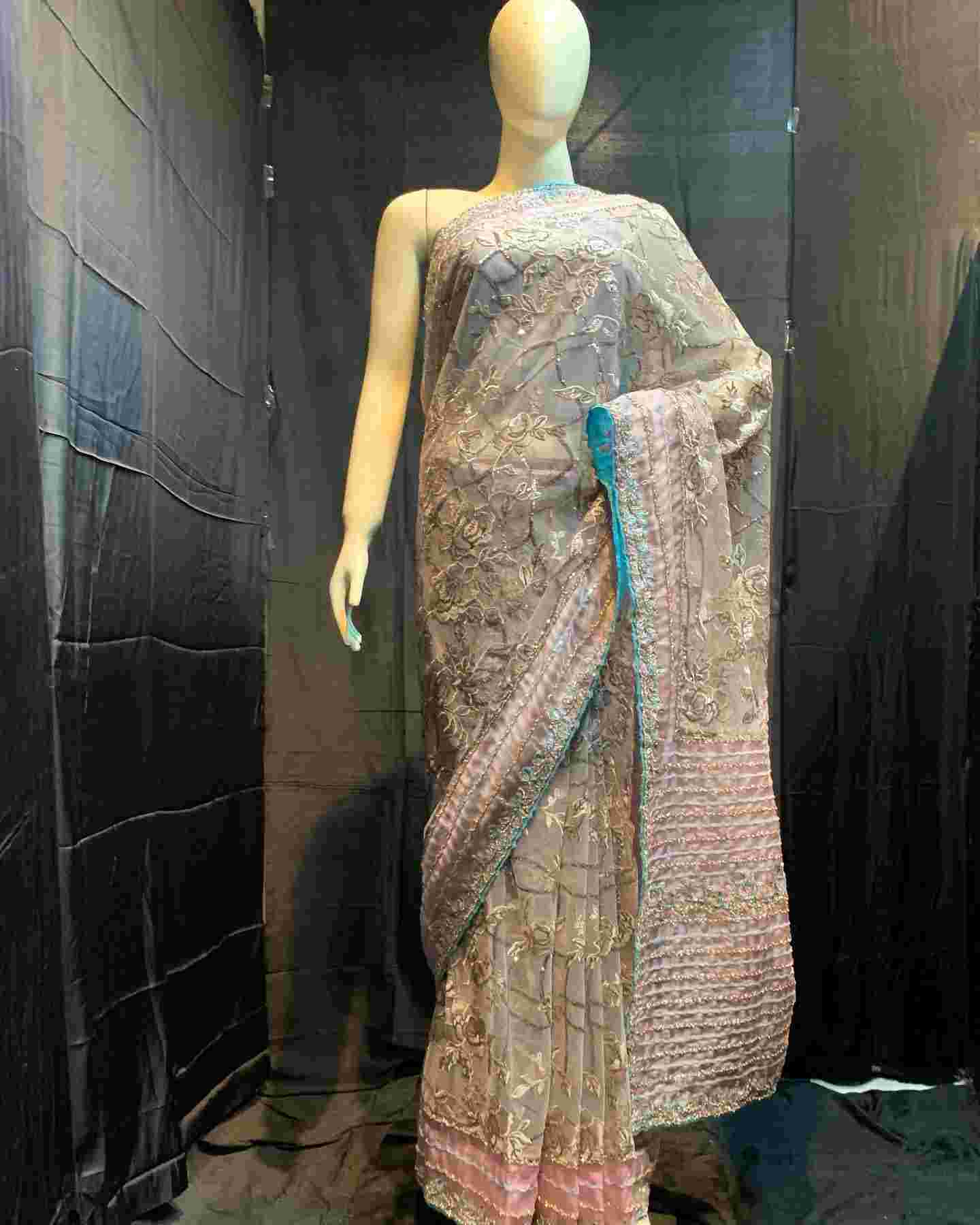 bridal outfits in patel nagar