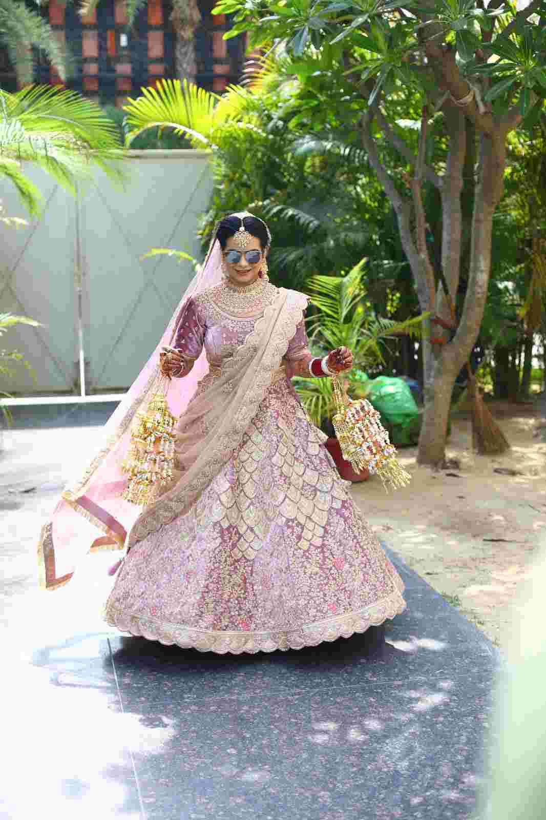 bridal outfits in daryaganj