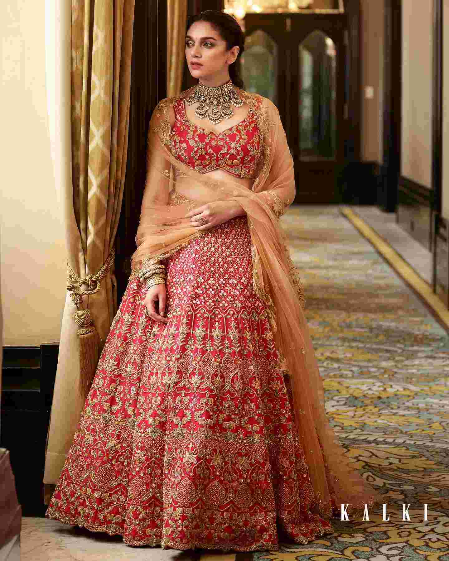 bridal outfits in delhi