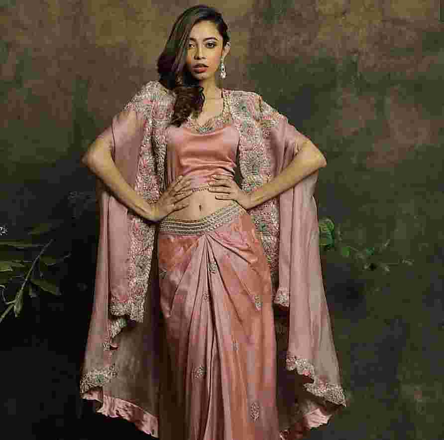 bridal outfits in delhi