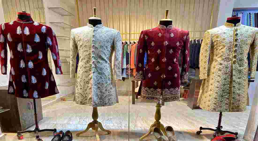 groom outfits in okhla