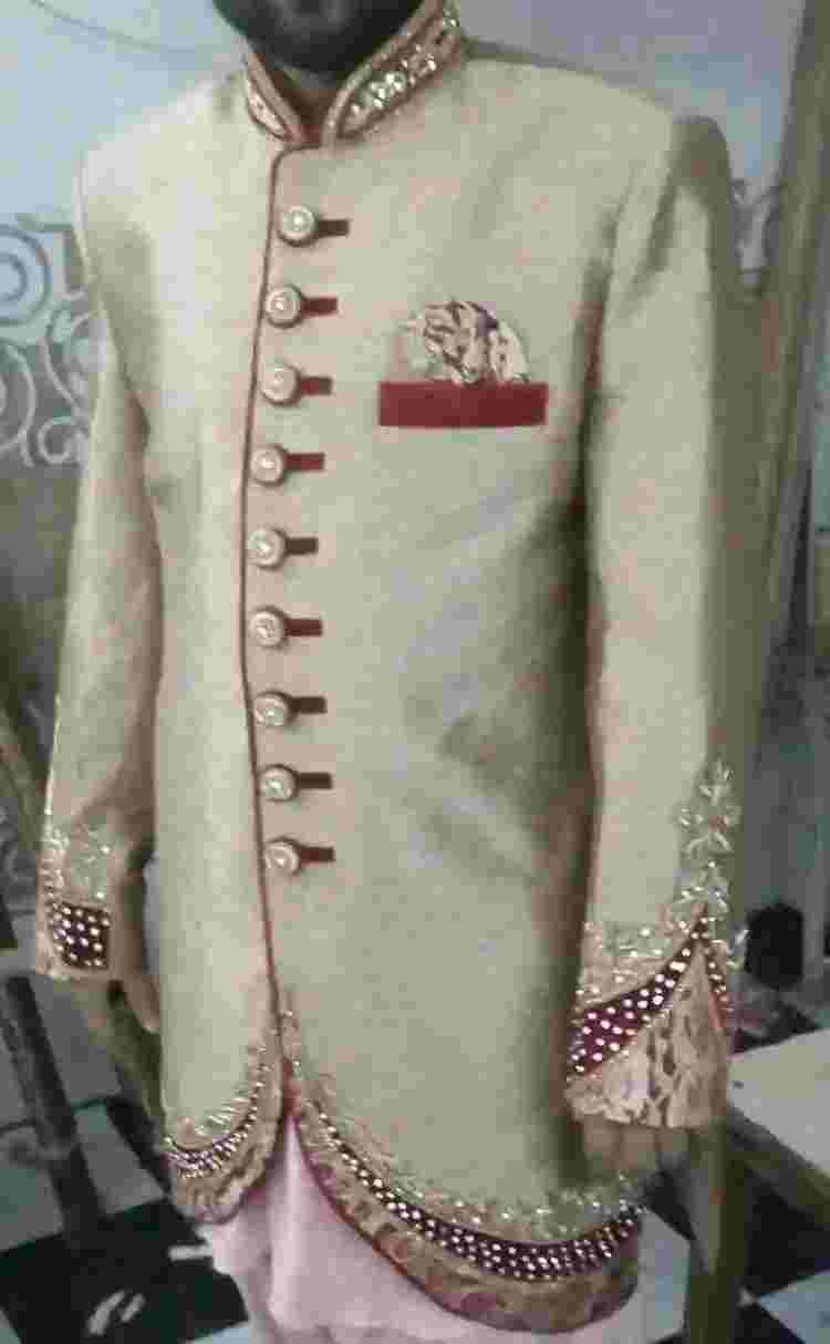 groom outfits in east delhi