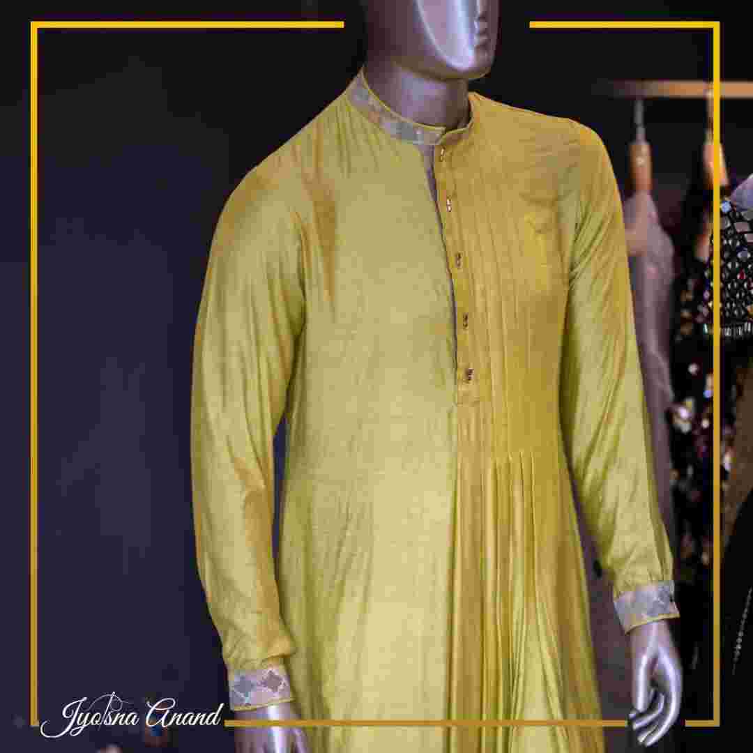 groom outfits in hauz khas