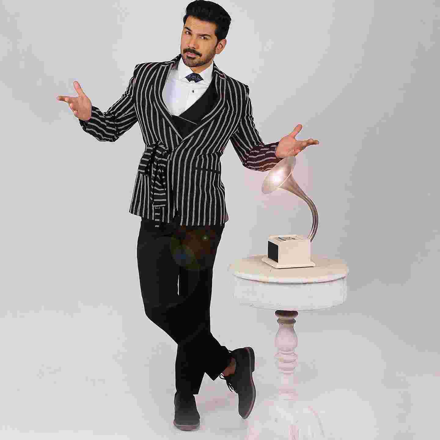 groom outfits in south delhi